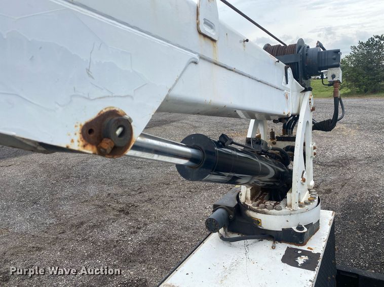 image for item KB9451 2013 Kenworth T370  utility / service truck