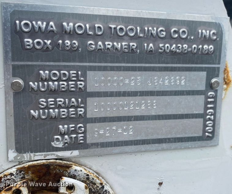 image for item KB9451 2013 Kenworth T370  utility / service truck