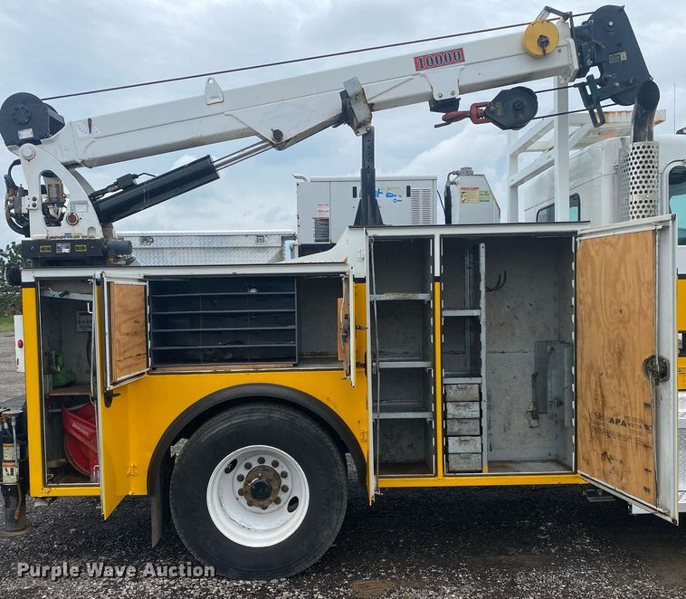 image for item KB9451 2013 Kenworth T370  utility / service truck