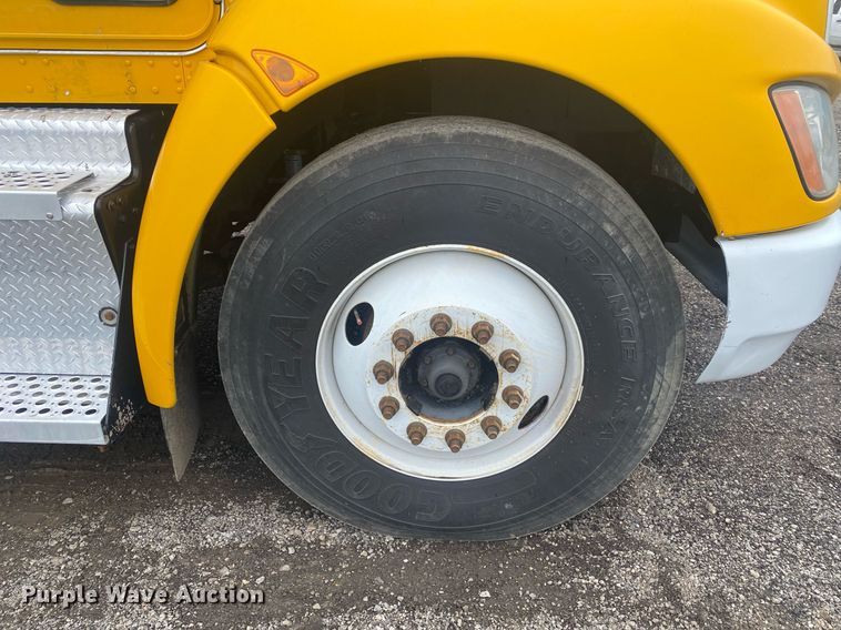 image for item KB9451 2013 Kenworth T370  utility / service truck