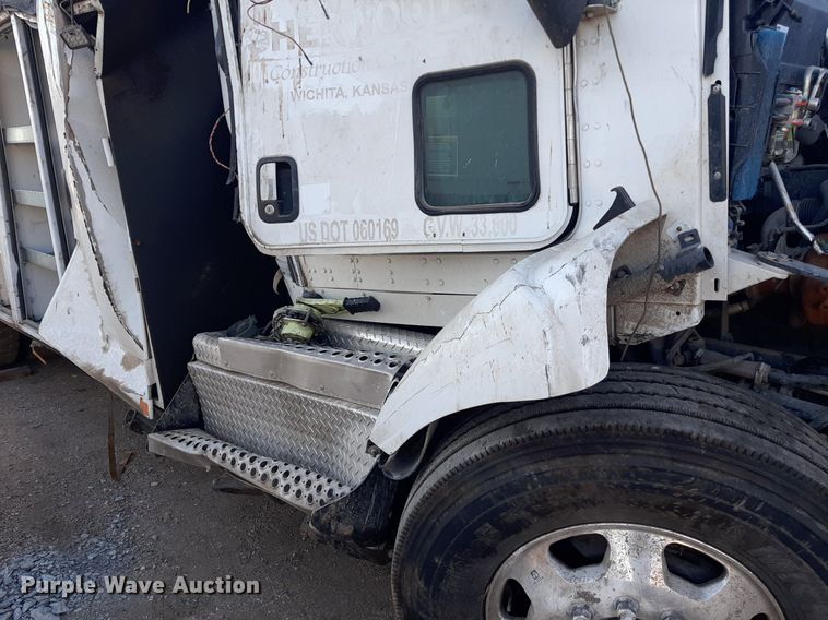 image for item KD9207 2023 Kenworth T440  crane truck