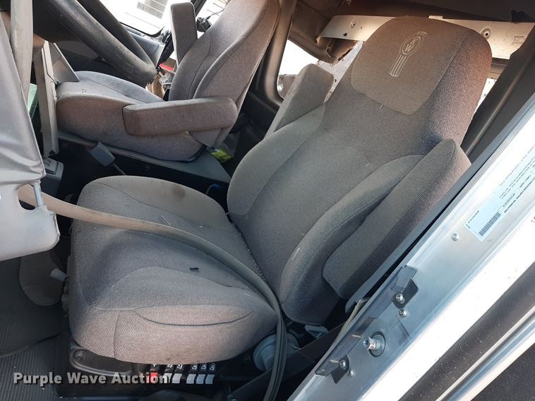 image for item KD9207 2023 Kenworth T440  crane truck