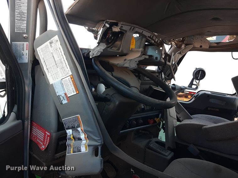 image for item KD9207 2023 Kenworth T440  crane truck