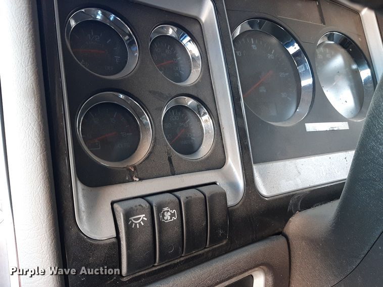 image for item KD9207 2023 Kenworth T440  crane truck