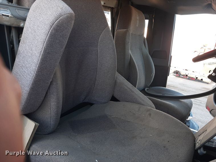 image for item KD9207 2023 Kenworth T440  crane truck