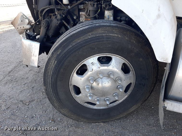 image for item KD9207 2023 Kenworth T440  crane truck