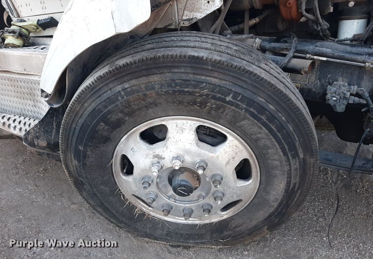 image for item KD9207 2023 Kenworth T440  crane truck