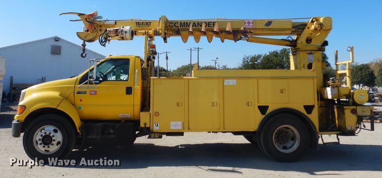 image for item KD9218 2004 Ford F750 Super Duty  digger derrick truck