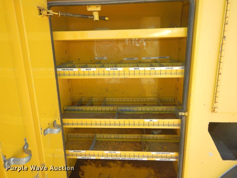 image for item KD9218 2004 Ford F750 Super Duty  digger derrick truck