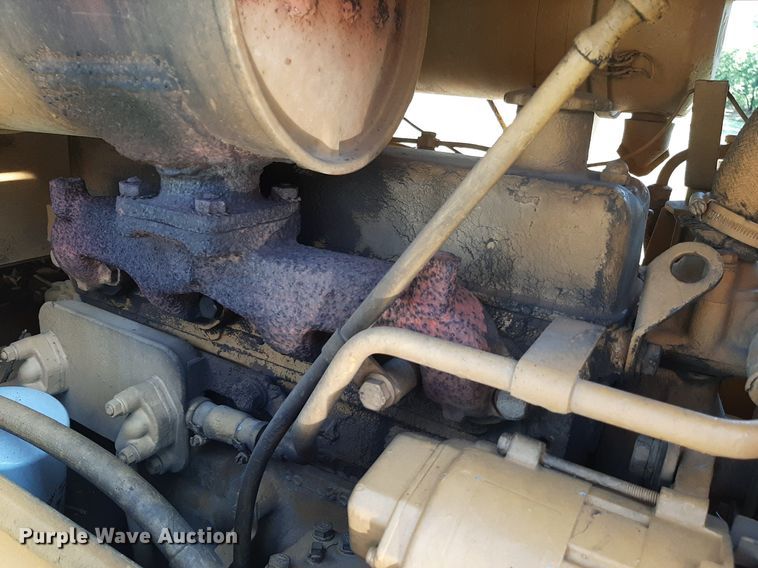 image for item KD9222 1985 Komatsu D20A  dozer