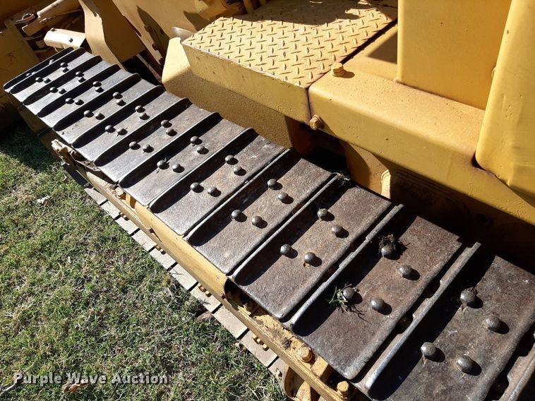 image for item KD9222 1985 Komatsu D20A  dozer