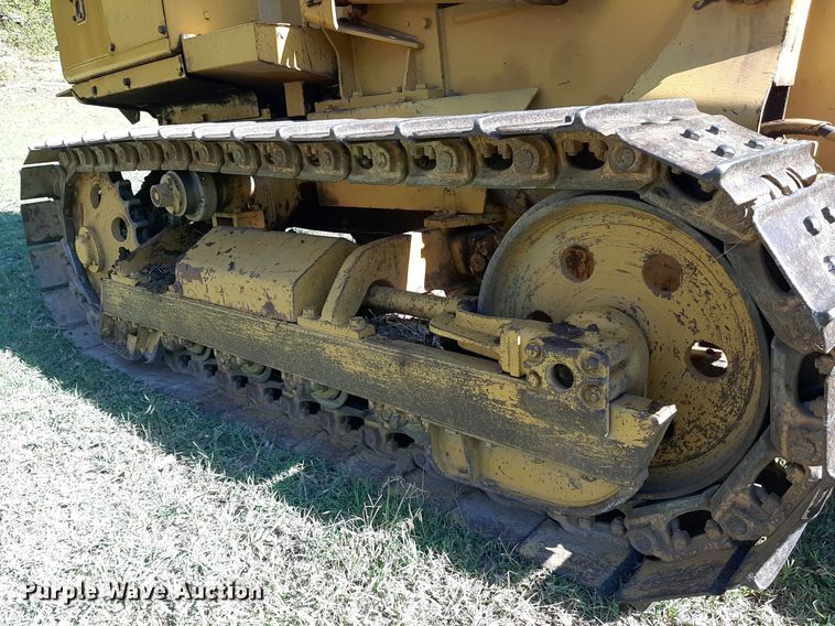 image for item KD9222 1985 Komatsu D20A  dozer