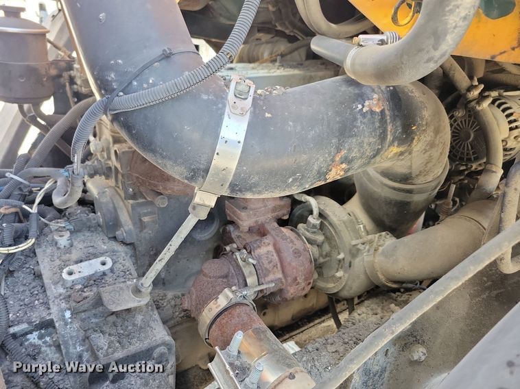 image for item KO9000 1999  Sterling SC7000  oil distributor truck