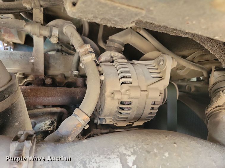 image for item KO9000 1999  Sterling SC7000  oil distributor truck