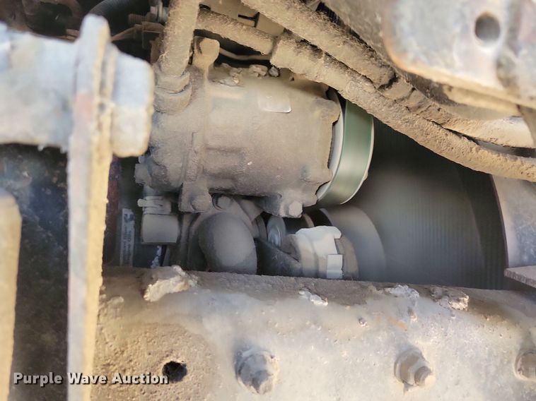 image for item KO9000 1999  Sterling SC7000  oil distributor truck