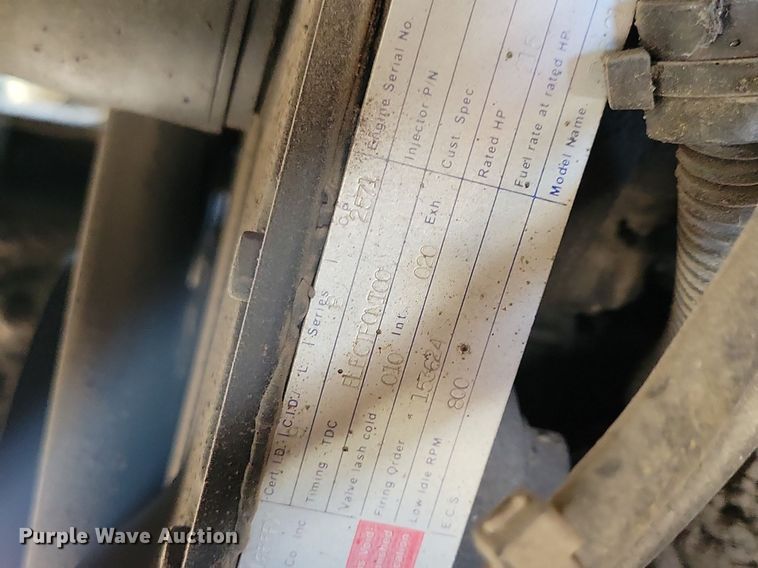 image for item KO9000 1999  Sterling SC7000  oil distributor truck