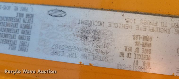 image for item KO9000 1999  Sterling SC7000  oil distributor truck