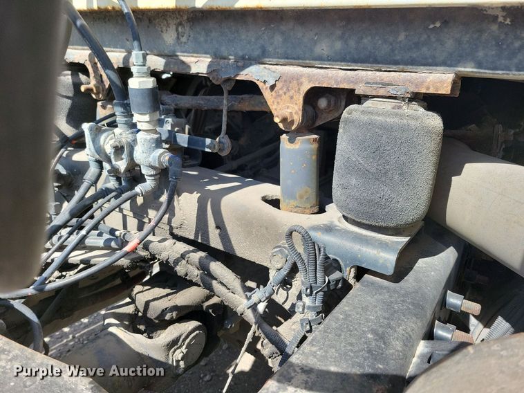 image for item KO9004 2007 Sterling A9500  semi truck