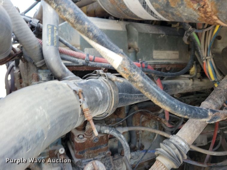 image for item KO9004 2007 Sterling A9500  semi truck