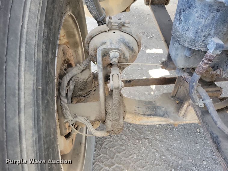 image for item KO9004 2007 Sterling A9500  semi truck