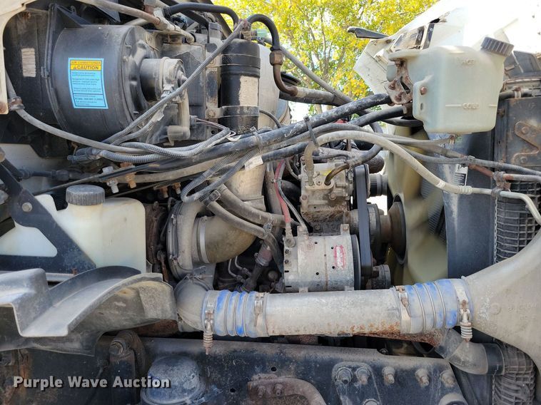 image for item KO9004 2007 Sterling A9500  semi truck