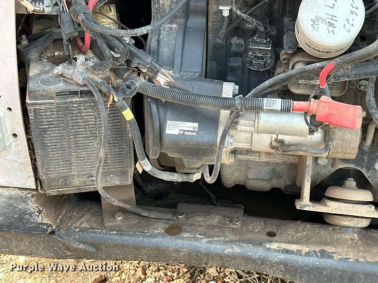 image for item KT9289 2020 Bobcat S570 skid steer loader