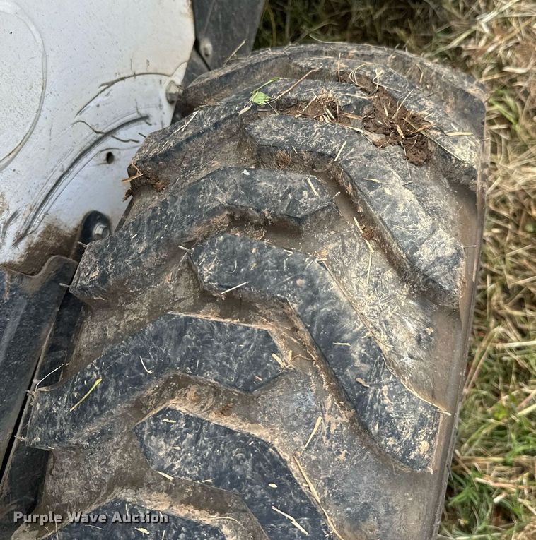 image for item KT9289 2020 Bobcat S570 skid steer loader