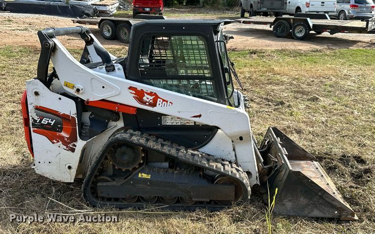 image for item KT9290 2021 Bobcat T64 tracked skid steer loader
