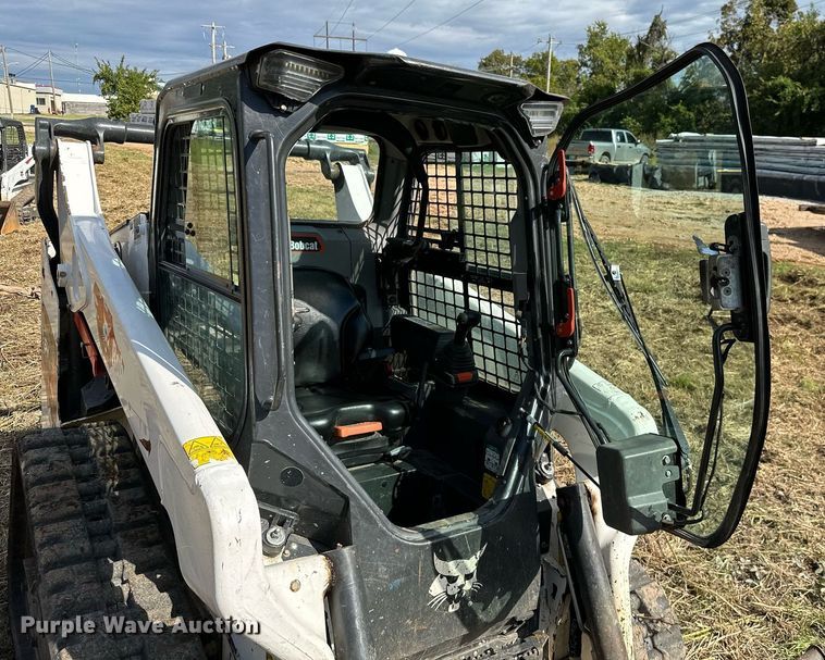 image for item KT9290 2021 Bobcat T64 tracked skid steer loader