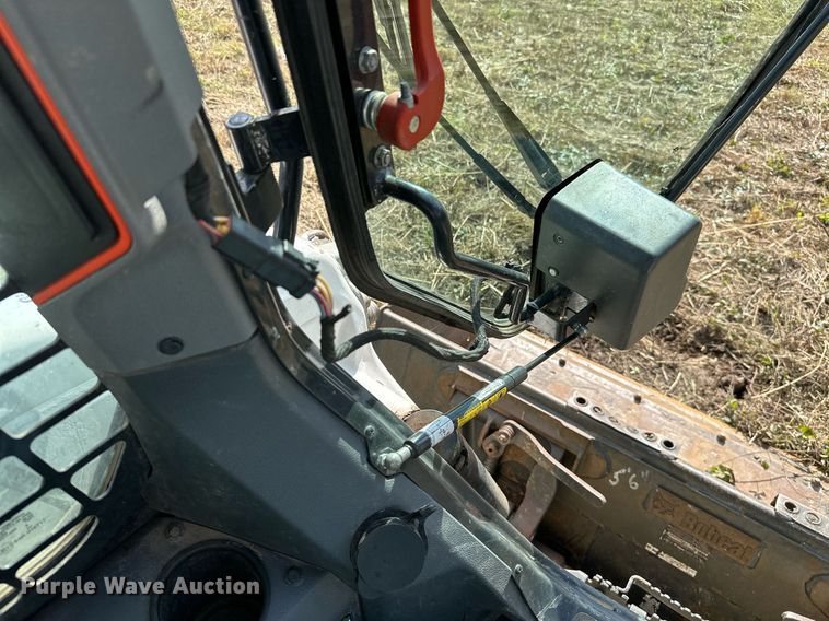 image for item KT9290 2021 Bobcat T64 tracked skid steer loader