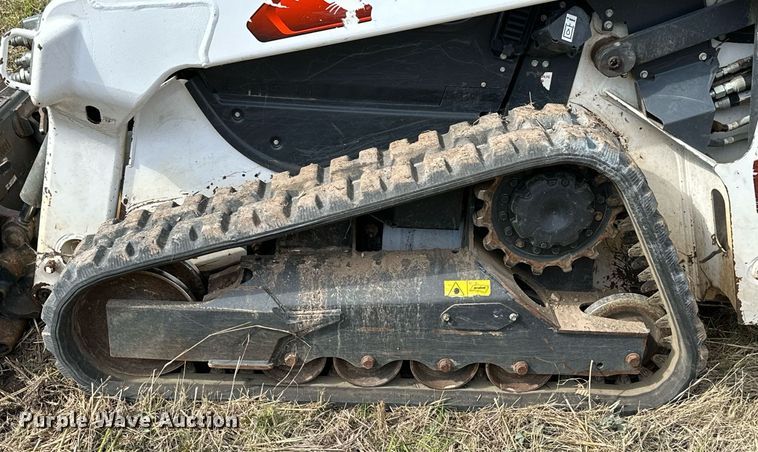 image for item KT9290 2021 Bobcat T64 tracked skid steer loader