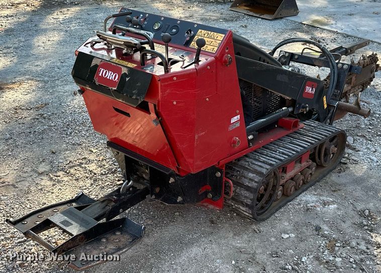 image for item KT9295 2016 Toro TX427 compact utility loader