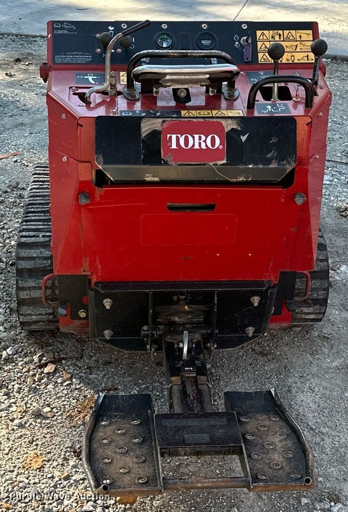 image for item KT9295 2016 Toro TX427 compact utility loader