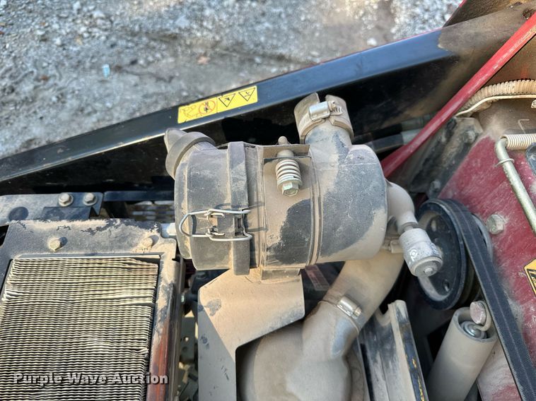 image for item KT9295 2016 Toro TX427 compact utility loader