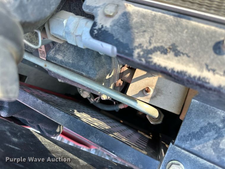 image for item KT9295 2016 Toro TX427 compact utility loader