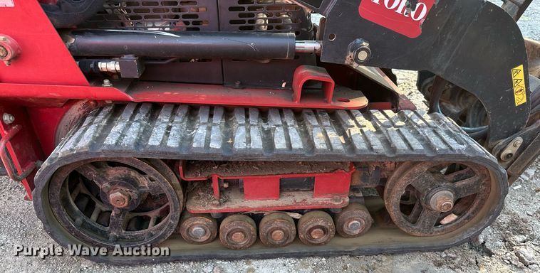 image for item KT9295 2016 Toro TX427 compact utility loader