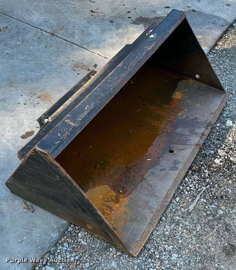 image for item KT9295 2016 Toro TX427 compact utility loader