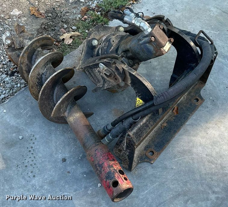 image for item KT9295 2016 Toro TX427 compact utility loader