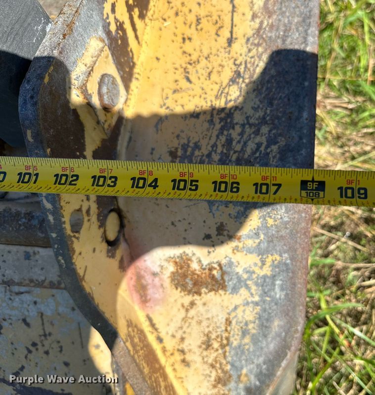 image for item KT9297 2003 Tigercat M724D  mulcher