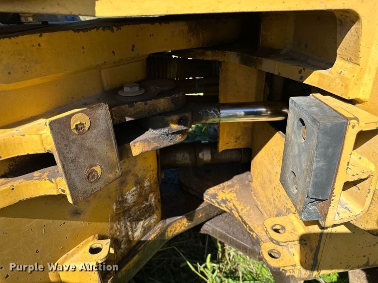 image for item KT9297 2003 Tigercat M724D  mulcher