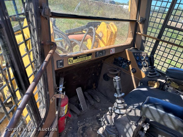 image for item KT9297 2003 Tigercat M724D  mulcher