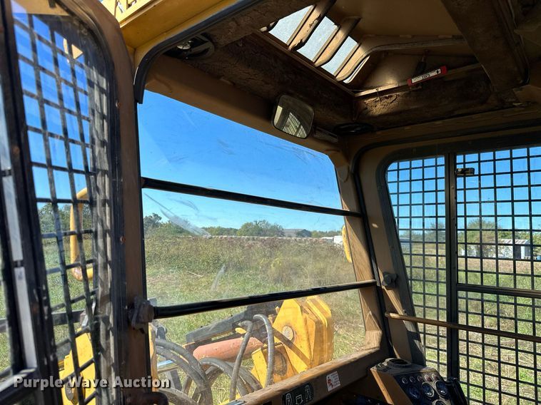 image for item KT9297 2003 Tigercat M724D  mulcher