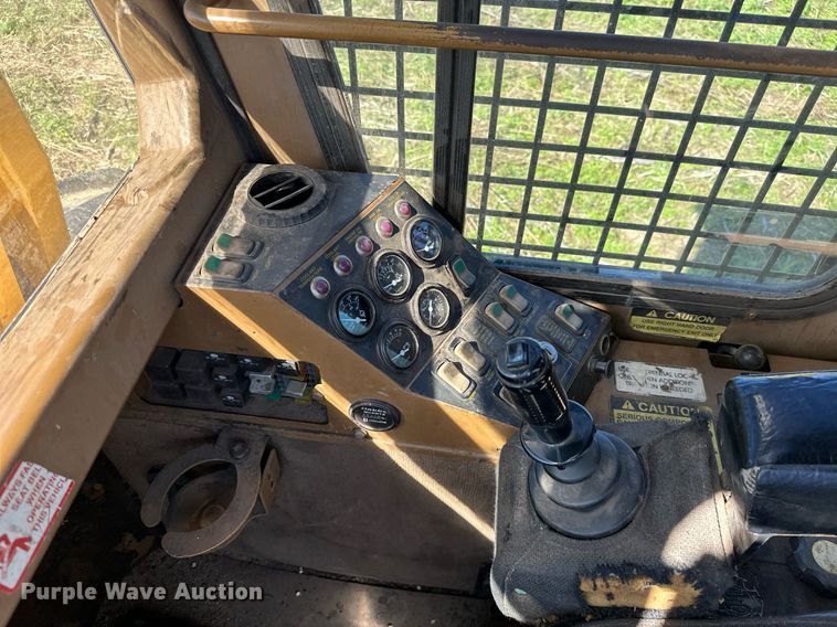 image for item KT9297 2003 Tigercat M724D  mulcher