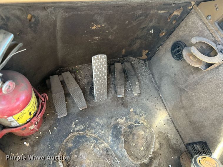 image for item KT9297 2003 Tigercat M724D  mulcher