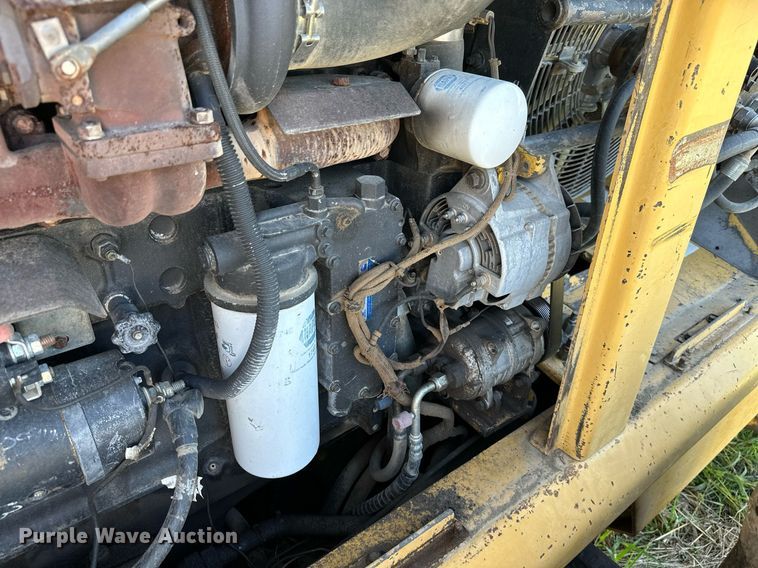 image for item KT9297 2003 Tigercat M724D  mulcher