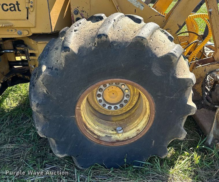 image for item KT9297 2003 Tigercat M724D  mulcher