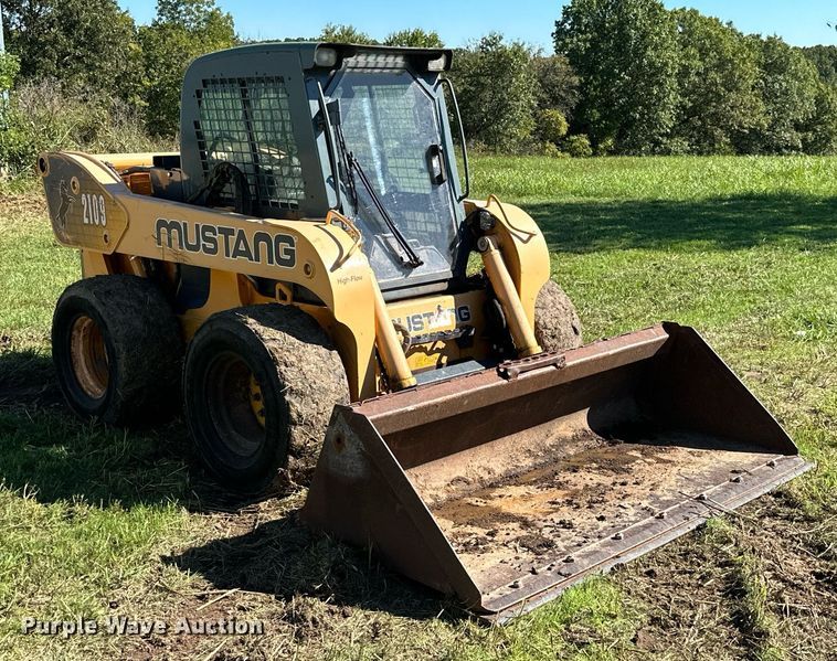 image for item KT9299 2008 Mustang 2109  skid steer loader
