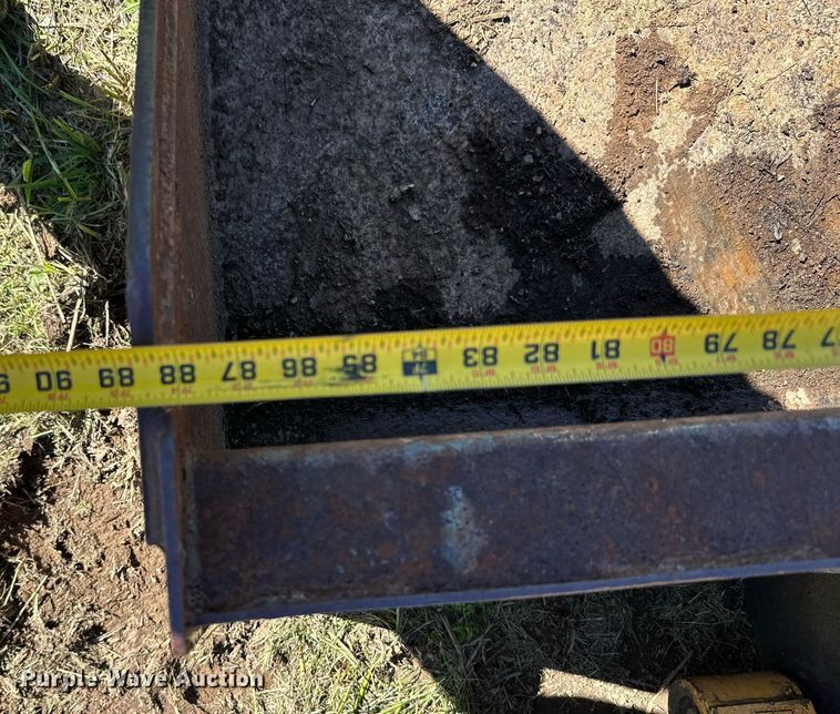 image for item KT9299 2008 Mustang 2109  skid steer loader