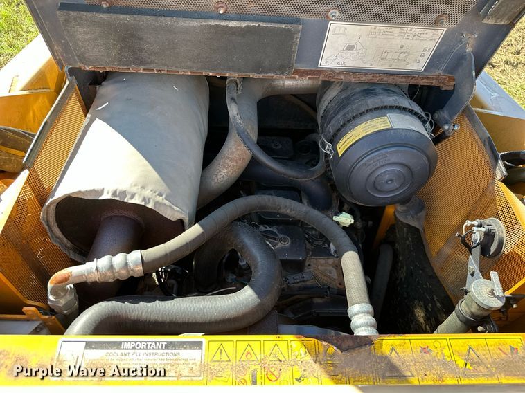 image for item KT9299 2008 Mustang 2109  skid steer loader