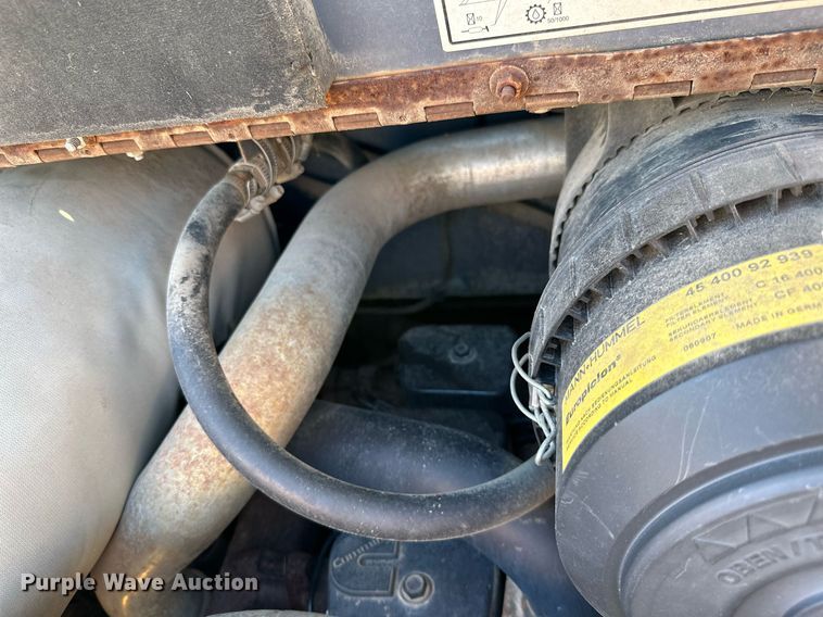 image for item KT9299 2008 Mustang 2109  skid steer loader